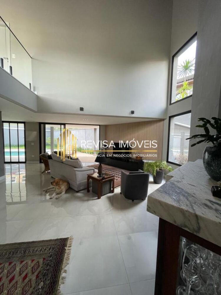 Casa de Condomínio à venda com 3 quartos, 430m² - Foto 1