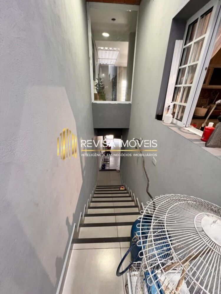 Casa de Condomínio à venda com 3 quartos, 200m² - Foto 4