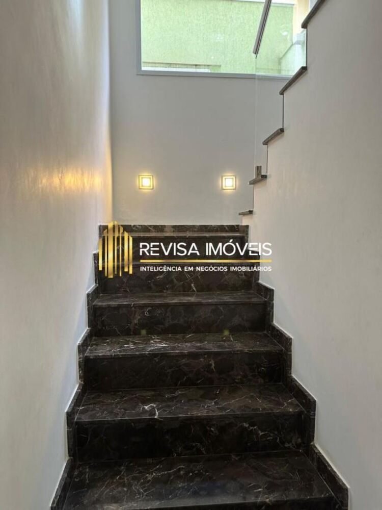 Casa de Condomínio à venda com 4 quartos, 308m² - Foto 3