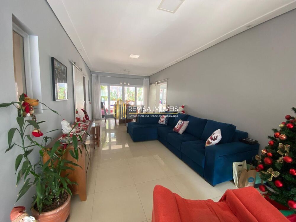 Casa de Condomínio à venda com 4 quartos, 250m² - Foto 13