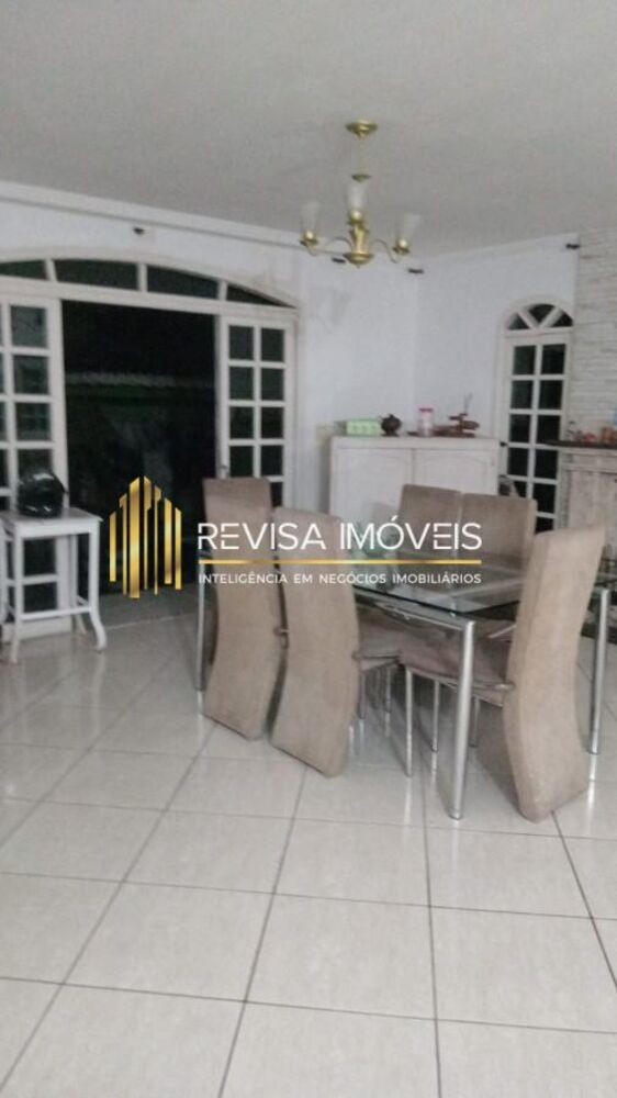 Casa de Condomínio à venda com 3 quartos, 280m² - Foto 3