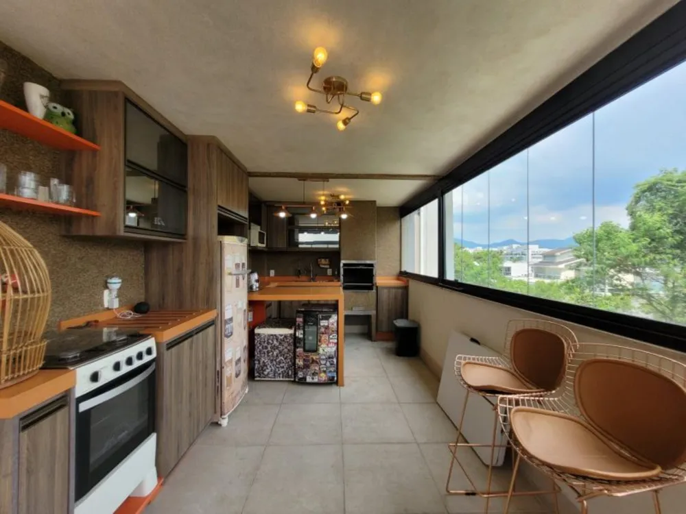 Cobertura, 3 quartos, 222 m² - Foto 4