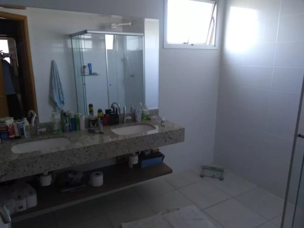 Apartamento à venda com 3 quartos, 136m² - Foto 3