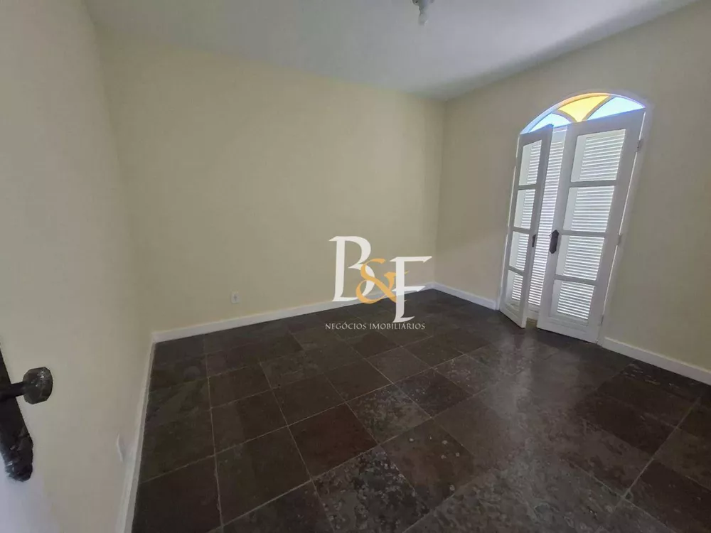 Casa, 3 quartos, 206 m² - Foto 2