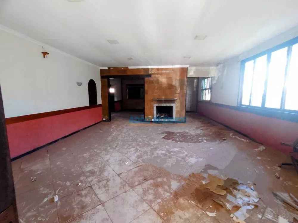 Casa, 5 quartos, 300 m² - Foto 4