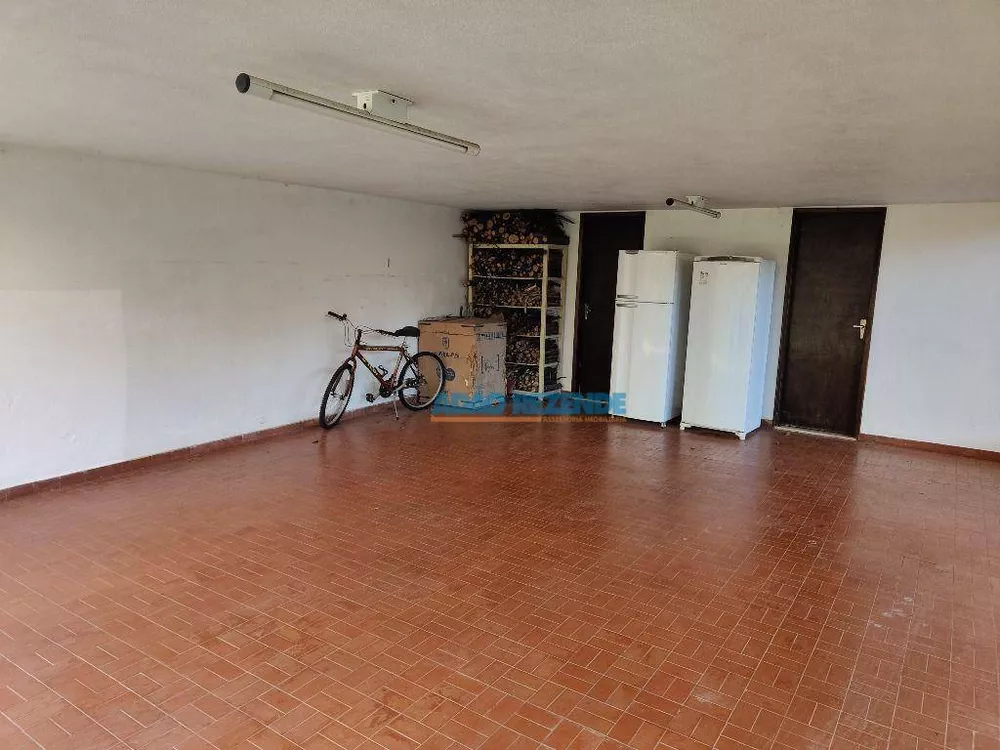 Casa, 5 quartos, 244 m² - Foto 44