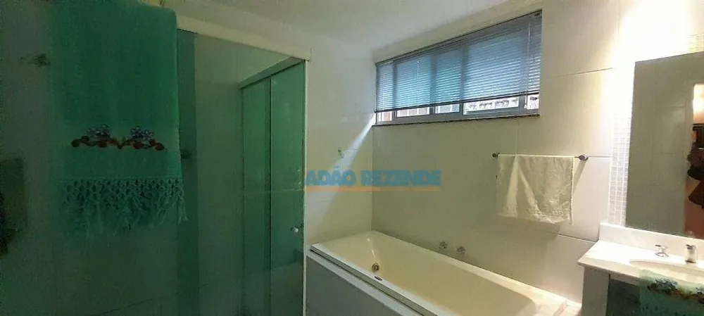 Casa, 6 quartos, 191 m² - Foto 18