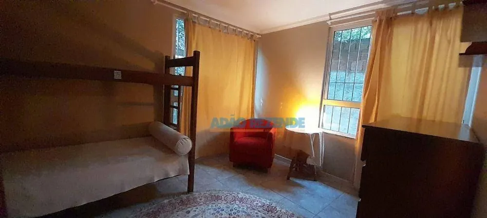 Casa, 6 quartos, 191 m² - Foto 20
