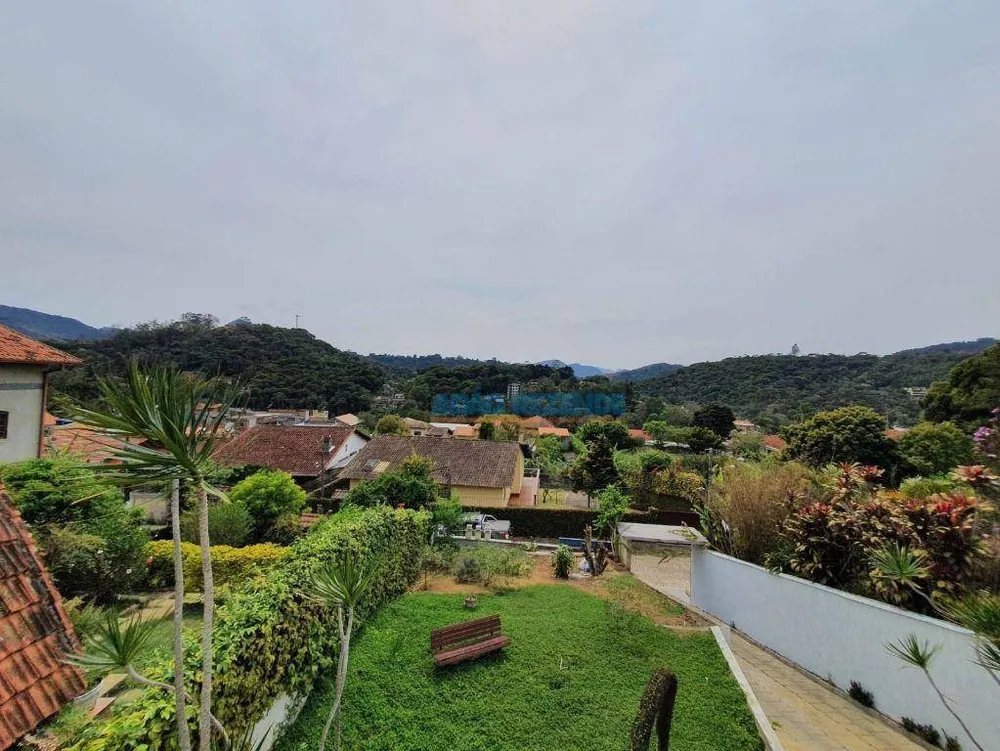 Casa, 6 quartos, 191 m² - Foto 5