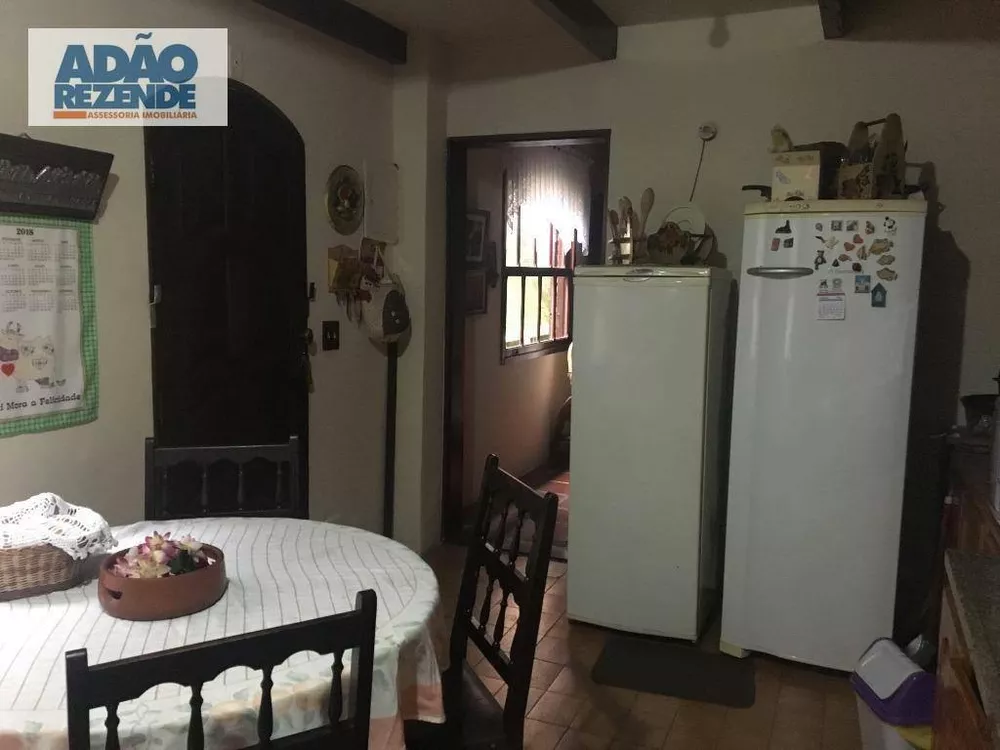 Casa, 5 quartos, 280 m² - Foto 4
