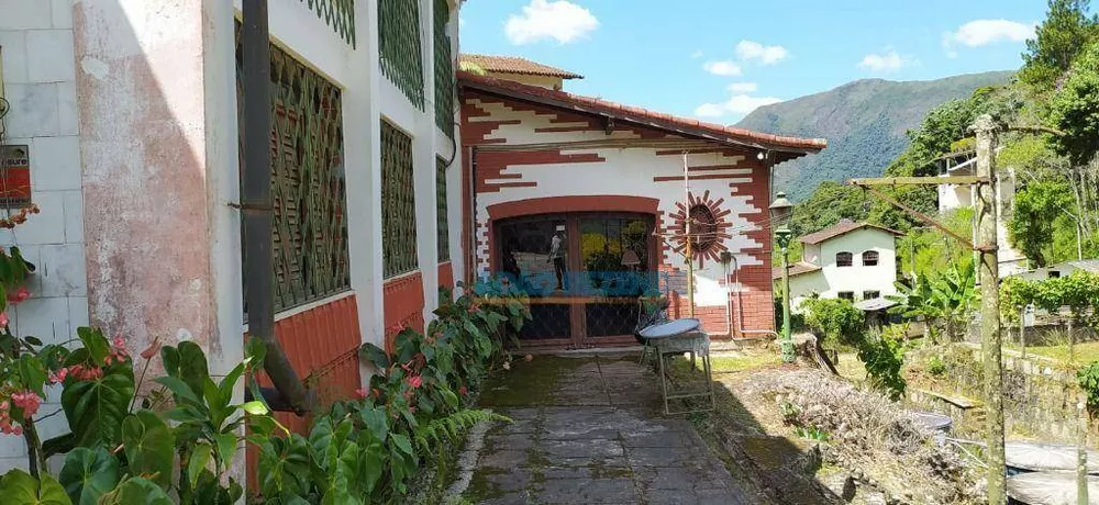 Casa, 8 quartos, 450 m² - Foto 1