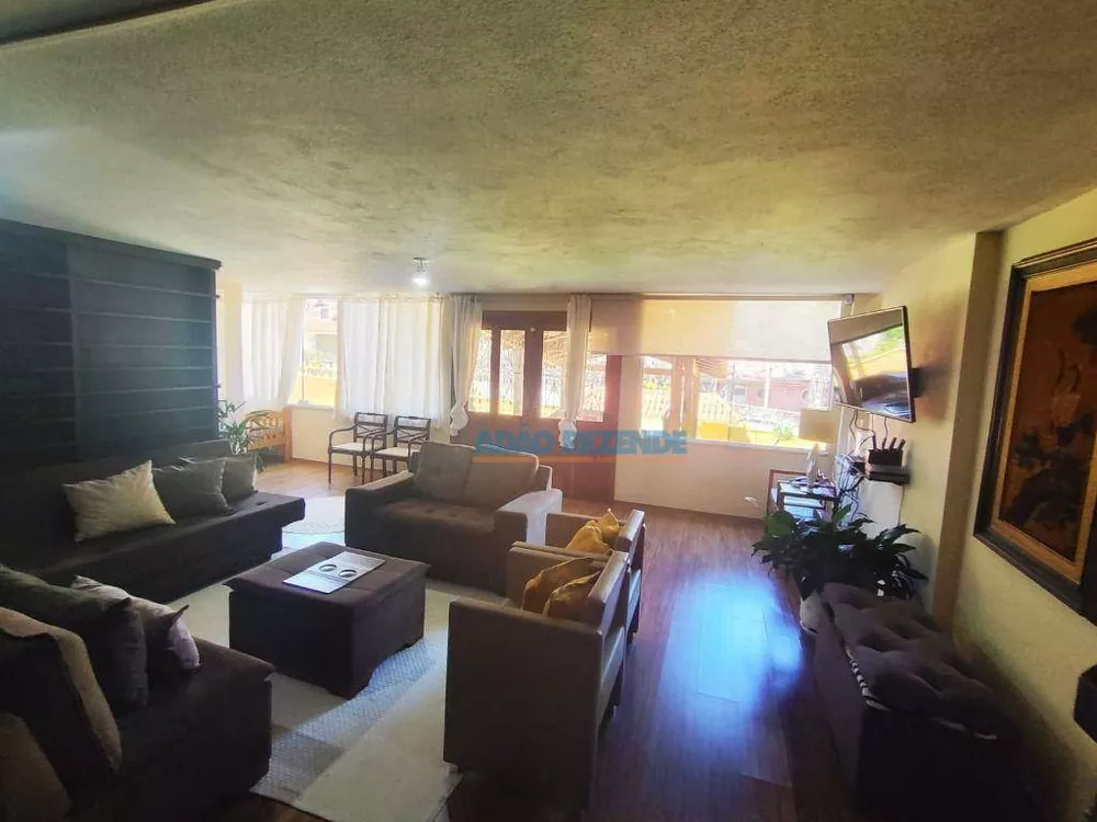 Casa, 5 quartos, 310 m² - Foto 32