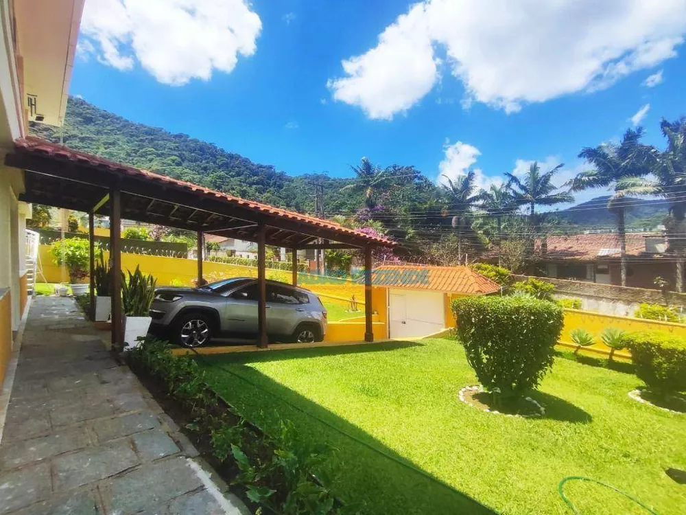 Casa, 5 quartos, 310 m² - Foto 2