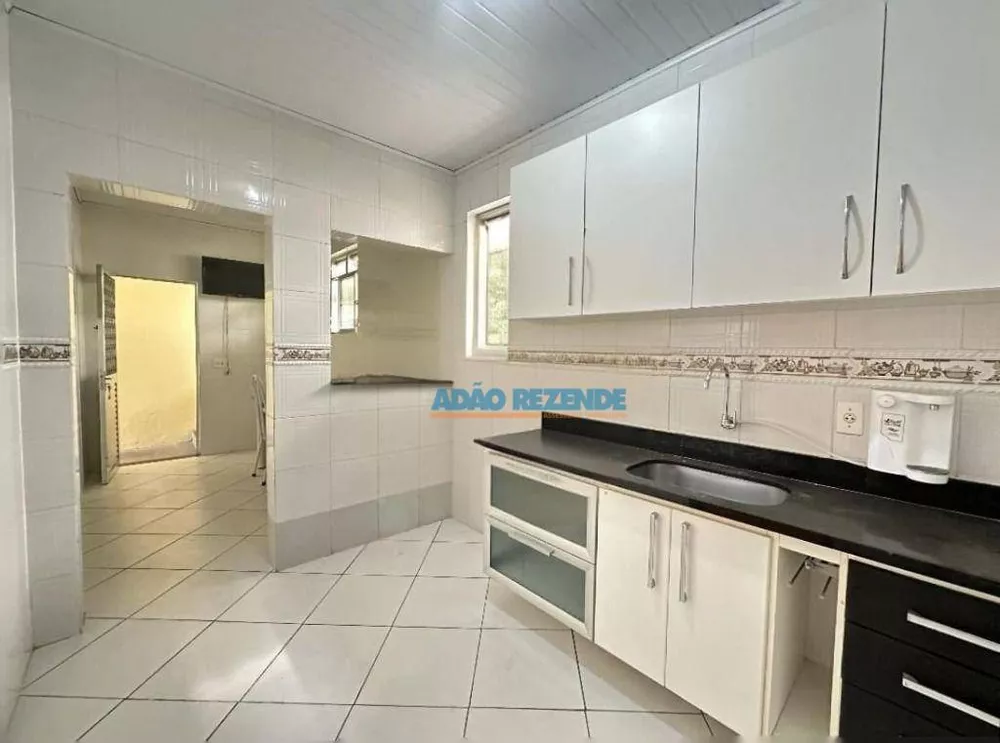 Casa, 10 quartos, 270 m² - Foto 3