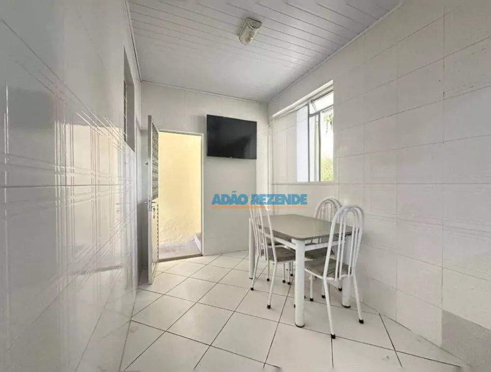 Casa, 10 quartos, 270 m² - Foto 11