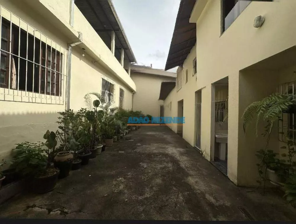 Casa, 10 quartos, 270 m² - Foto 18