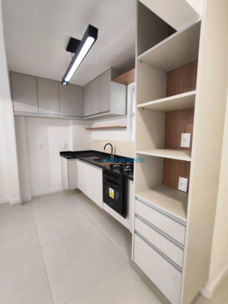 Apartamento à venda com 1 quarto, 31m² - Foto 2