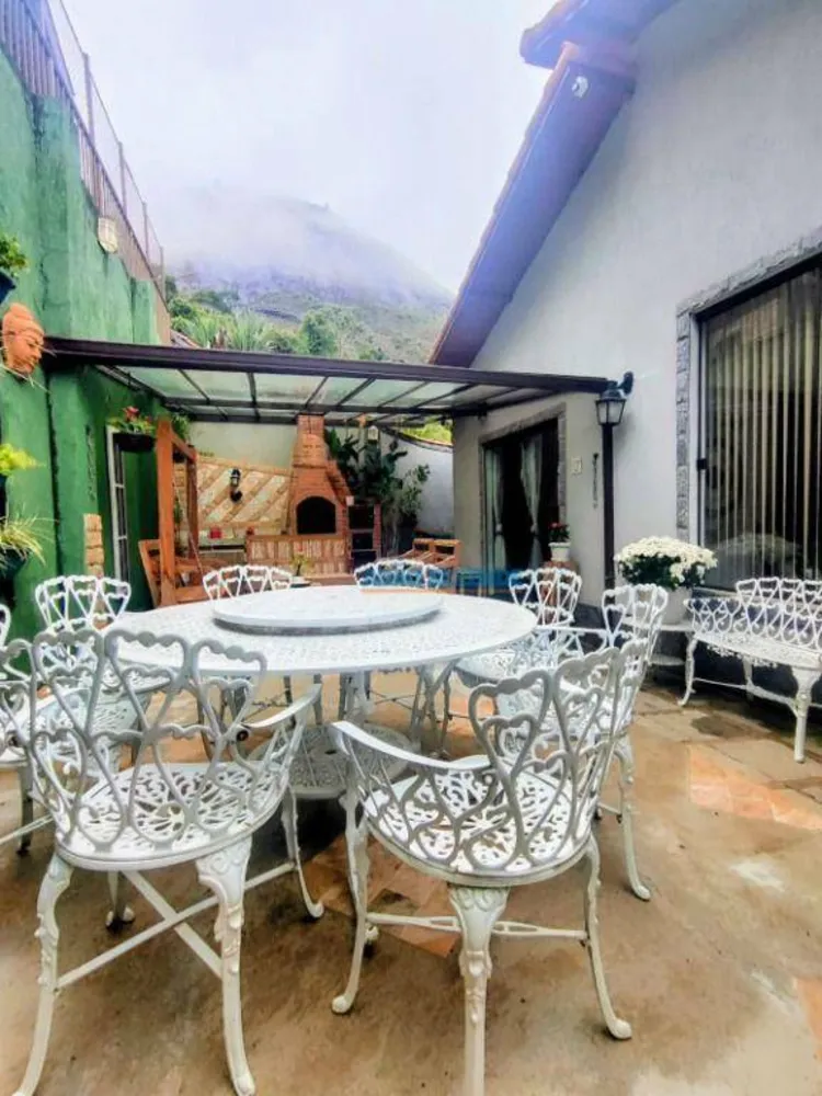 Casa, 4 quartos, 183 m² - Foto 2