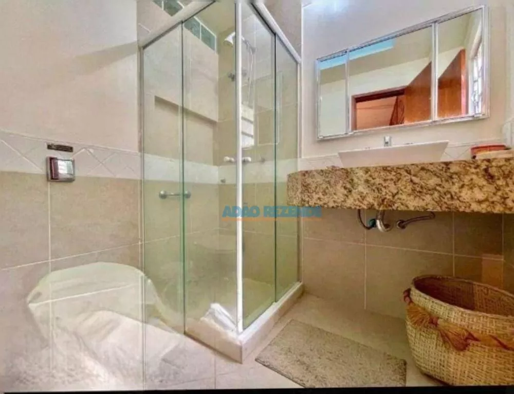 Casa, 3 quartos, 327 m² - Foto 1