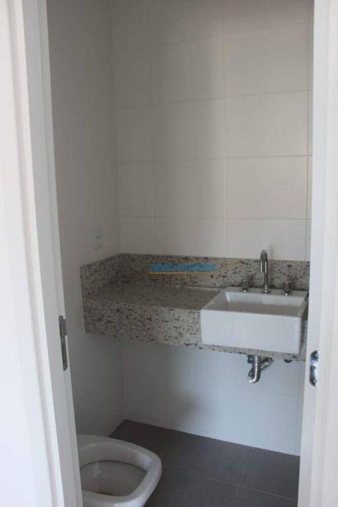 Apartamento à venda com 2 quartos, 63m² - Foto 1