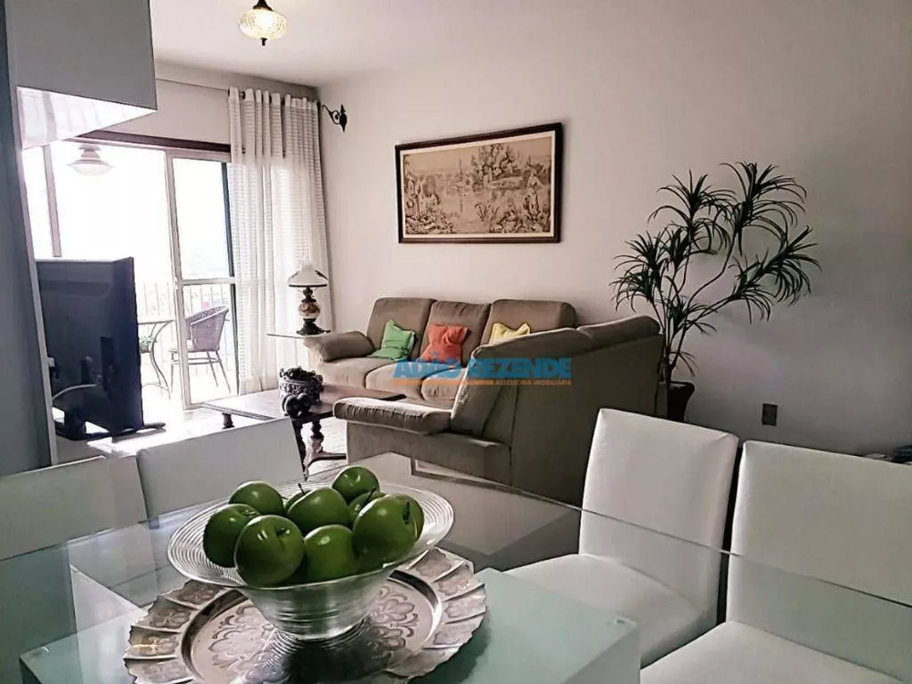 Apartamento, 3 quartos, 107 m² - Foto 2