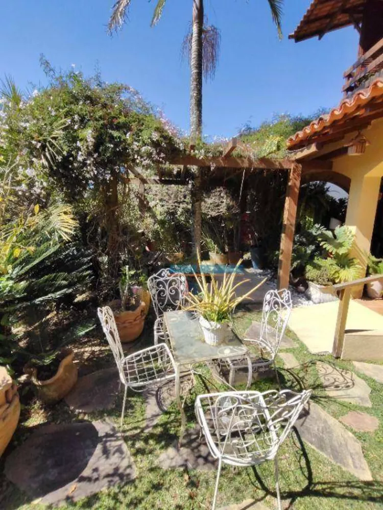 Casa, 5 quartos, 271 m² - Foto 1