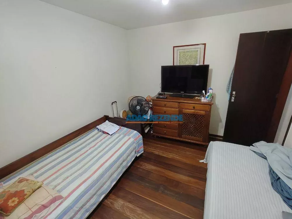 Casa, 5 quartos, 271 m² - Foto 19