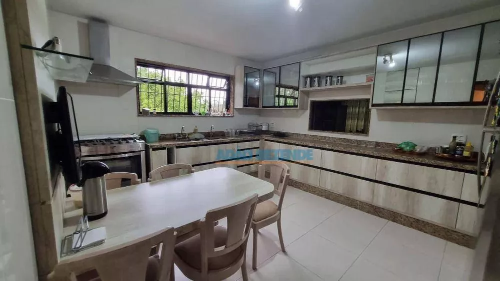 Casa, 4 quartos, 355 m² - Foto 28