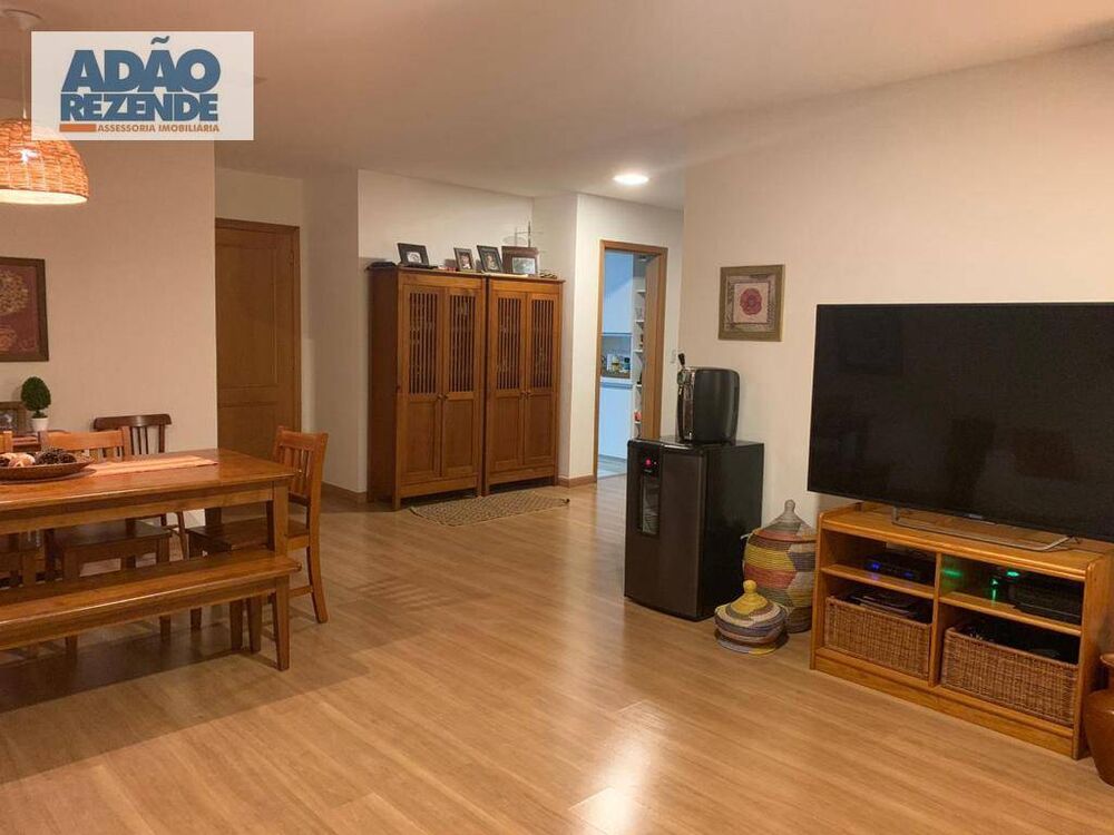 Cobertura, 3 quartos, 227 m² - Foto 1