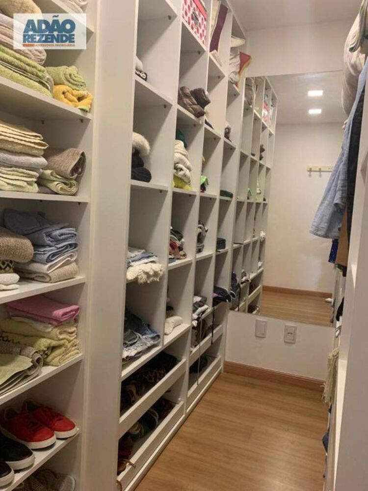 Cobertura, 3 quartos, 227 m² - Foto 11