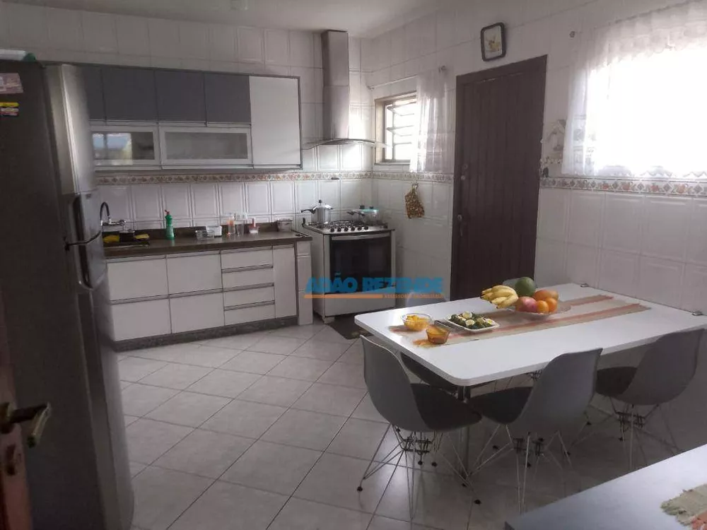 Casa, 3 quartos, 141 m² - Foto 12