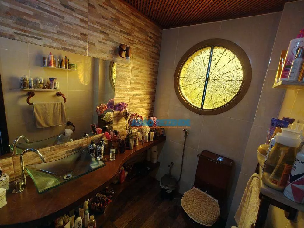 Casa, 5 quartos, 213 m² - Foto 6