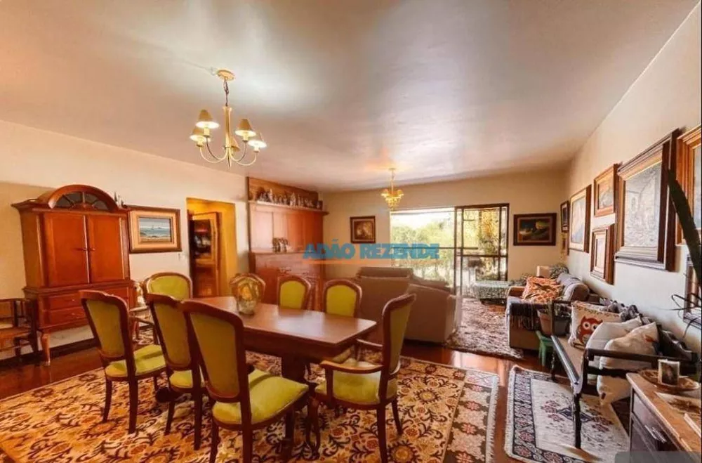 Apartamento, 4 quartos, 210 m² - Foto 1