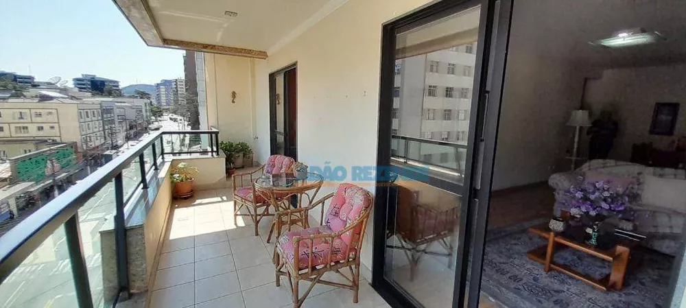 Apartamento à venda com 2 quartos, 126m² - Foto 2