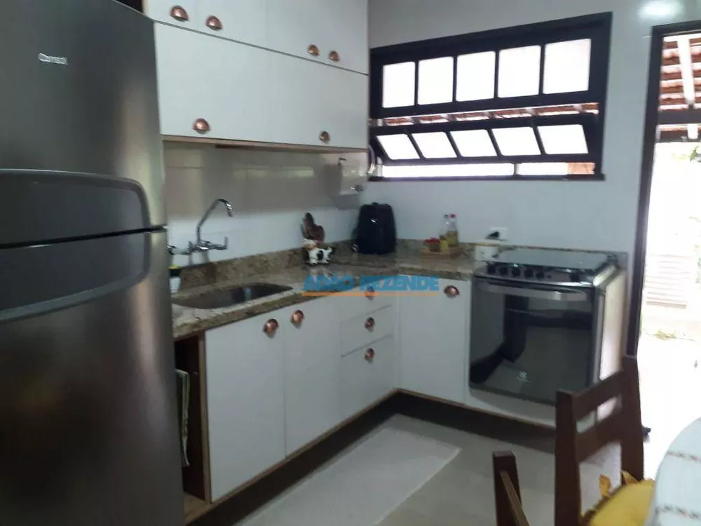 Casa, 5 quartos, 300 m² - Foto 30