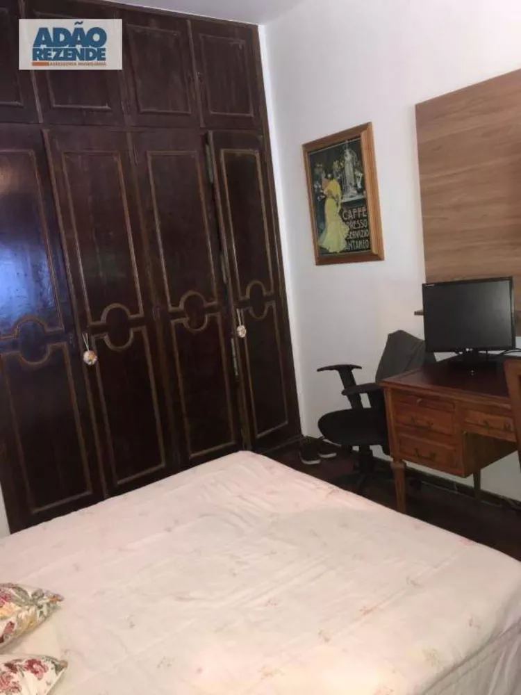 Casa, 5 quartos, 300 m² - Foto 9