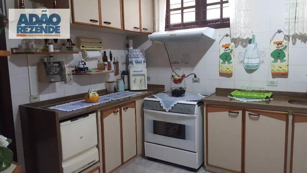 Casa, 5 quartos, 270 m² - Foto 17