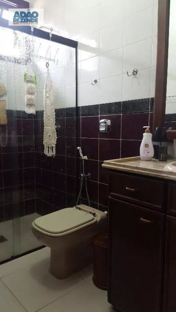 Casa, 5 quartos, 270 m² - Foto 9