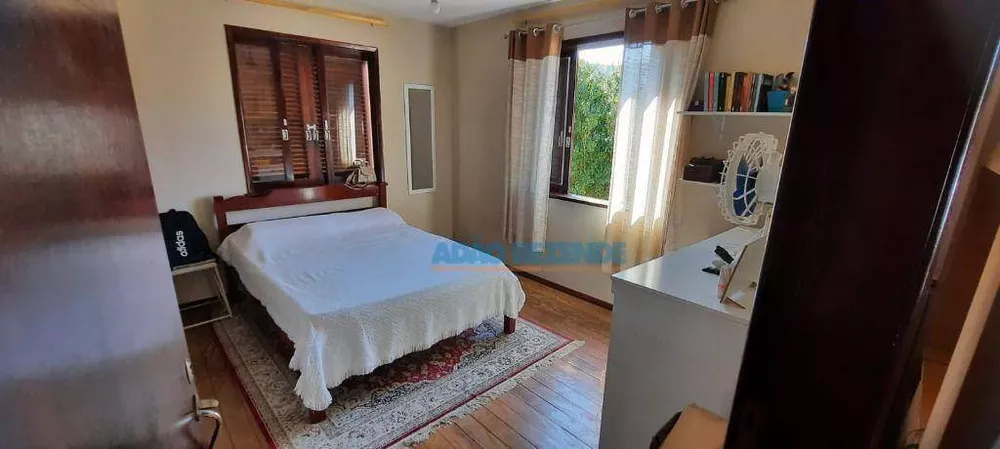 Casa, 4 quartos, 294 m² - Foto 2