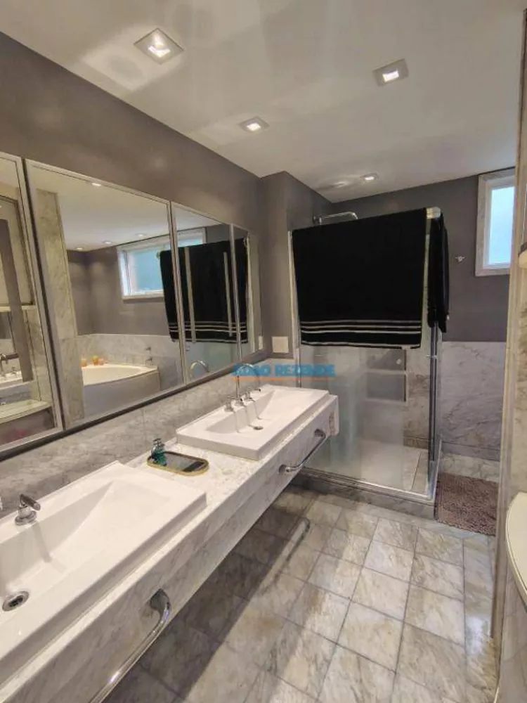 Apartamento, 3 quartos, 256 m² - Foto 19