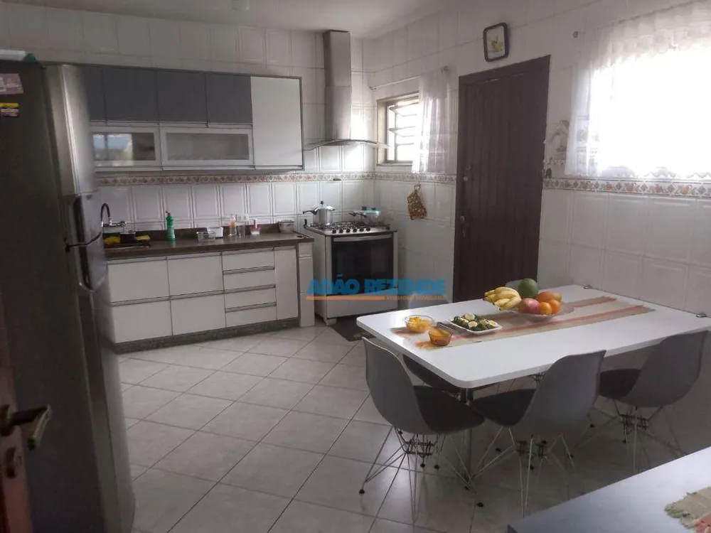 Casa, 3 quartos, 141 m² - Foto 12