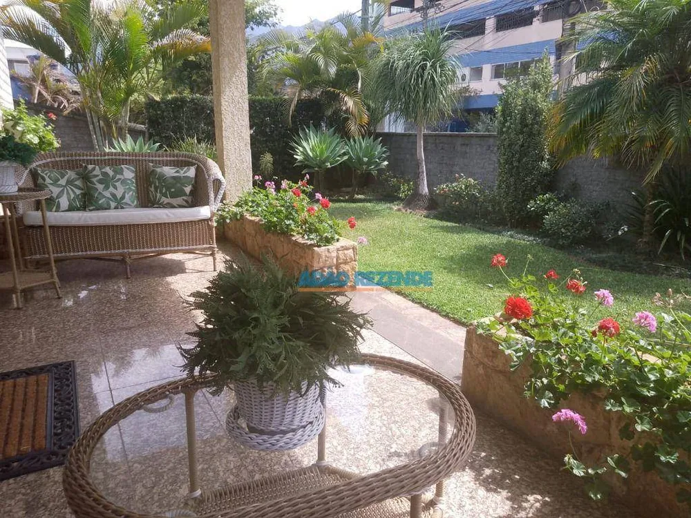 Casa, 3 quartos, 141 m² - Foto 2
