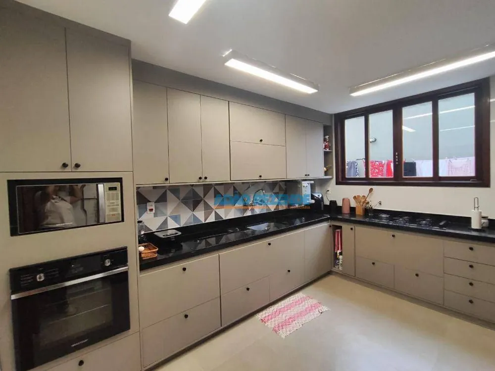 Casa, 7 quartos, 281 m² - Foto 25