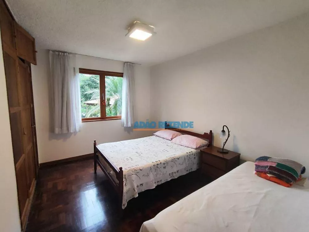 Casa, 7 quartos, 281 m² - Foto 19