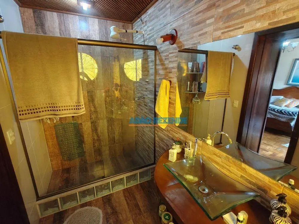 Casa, 5 quartos, 213 m² - Foto 24