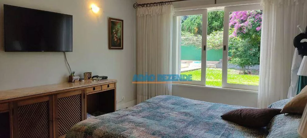 Casa, 3 quartos, 280 m² - Foto 19
