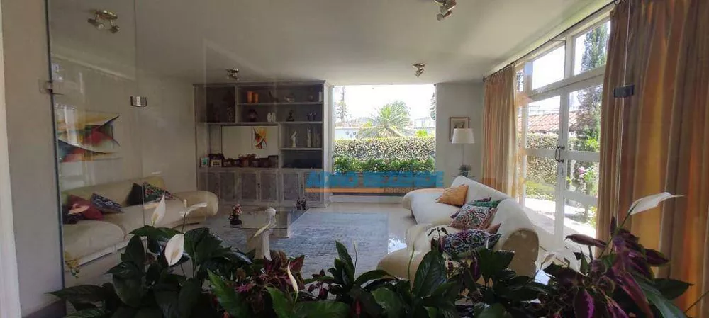 Casa, 3 quartos, 280 m² - Foto 3