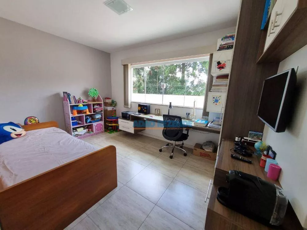 Casa, 4 quartos, 203 m² - Foto 9