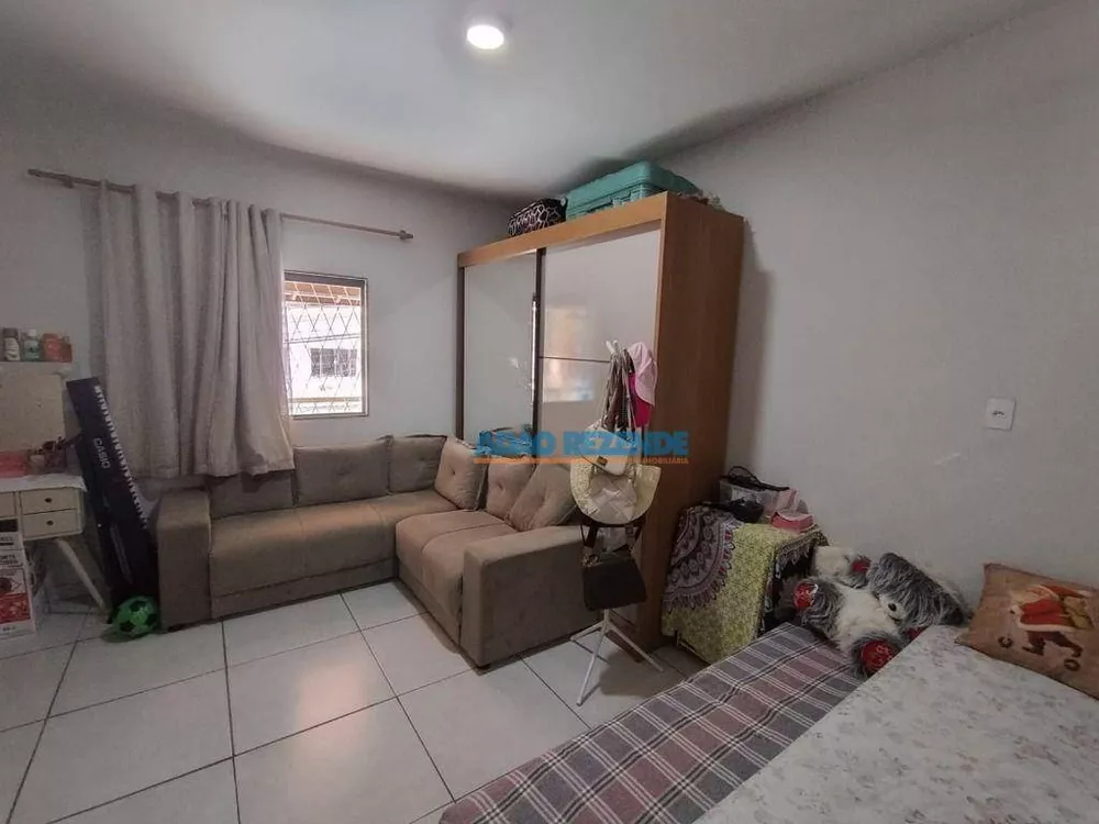 Casa, 5 quartos, 182 m² - Foto 4