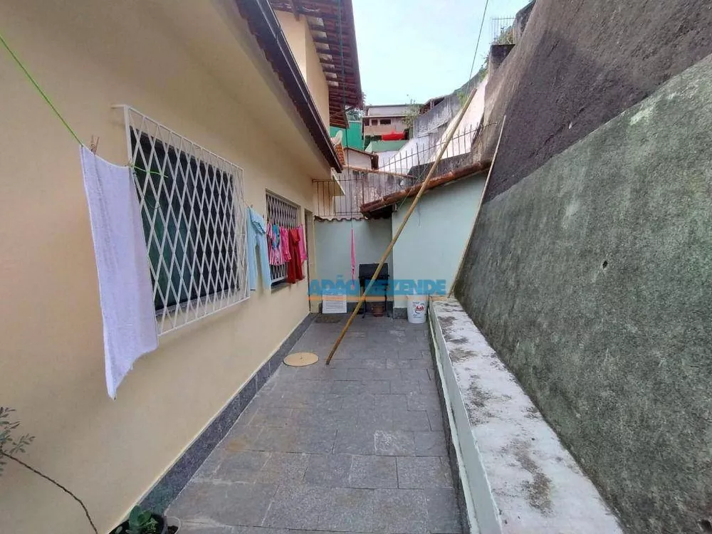Casa, 5 quartos, 182 m² - Foto 7
